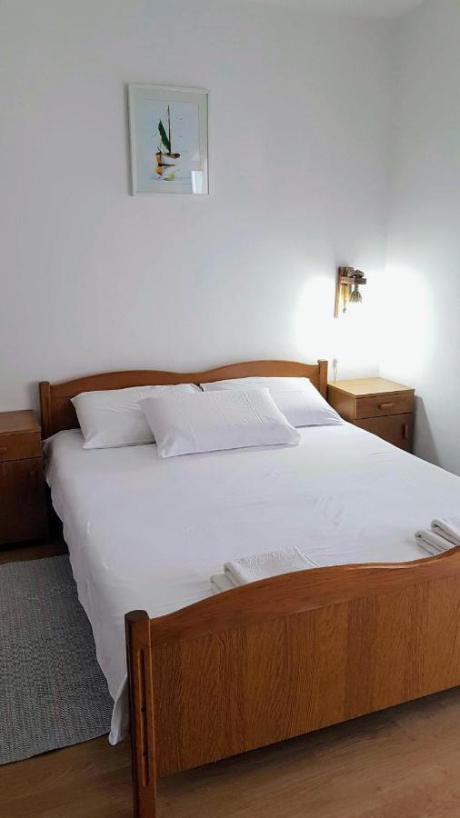 Apartman Branka- 4 In House- 1 Has Jacuzzi